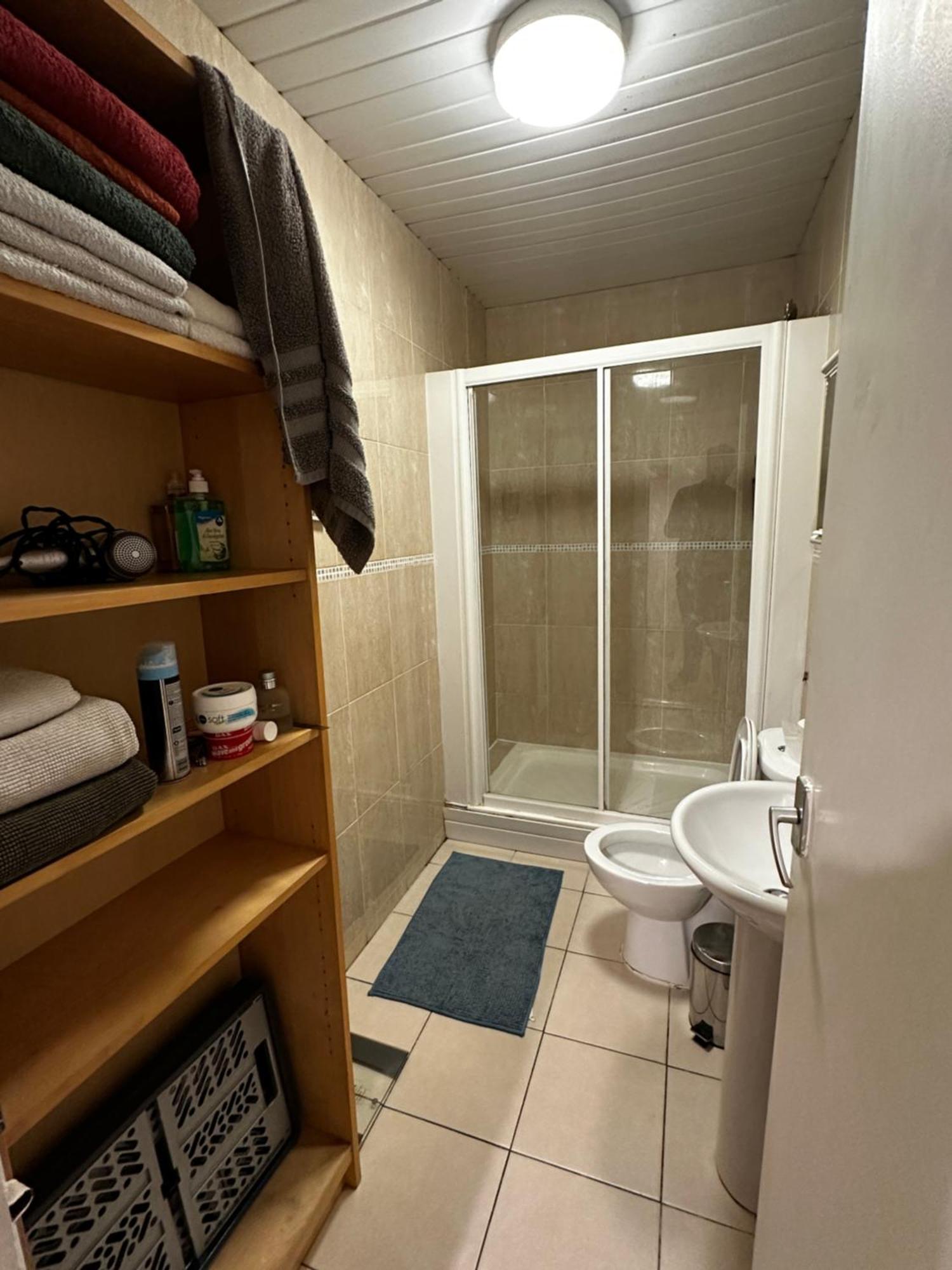 Charming 1-Bedroom Apartment Southfields, 런던 외부 사진